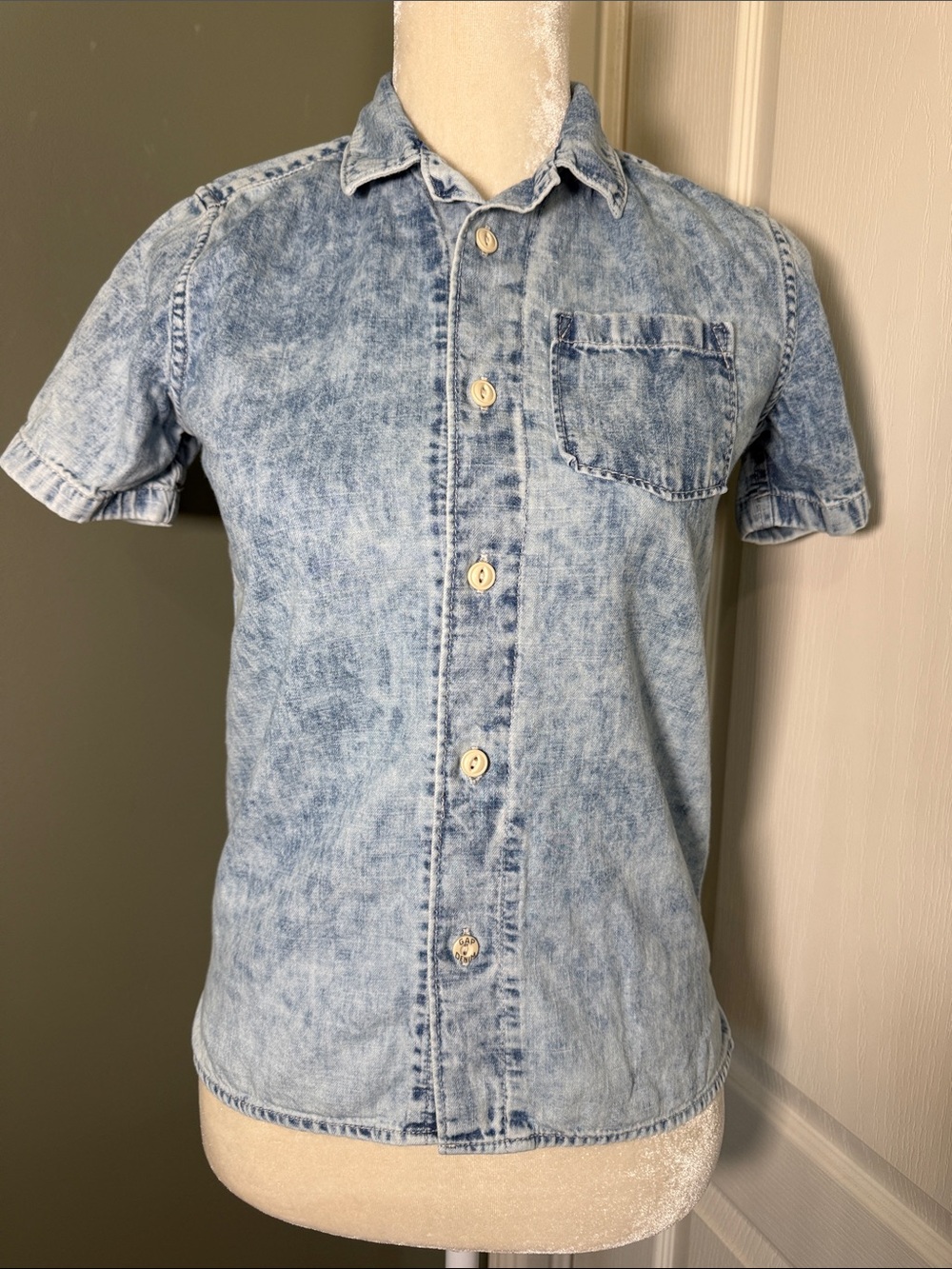 Gap Denim Acid Wash Short Sleeve Button Down Shirt Large Vintage Y2K